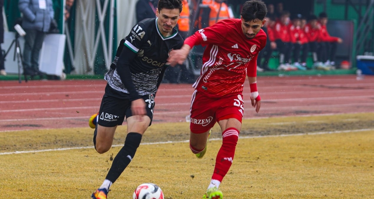 Iğdır FK, Türkiye Kupası'nda Süper Lig ekibi Antalyaspor'u 6-0 mağlup etti