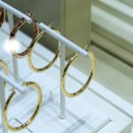 İkinci el küpe satellite Christian Dior’un markası mı?