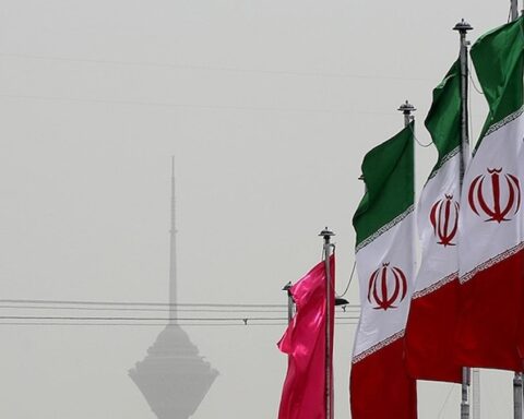 İranlı Yetkili: Uranyumun Ülke Dışına Çıkarılması Söz Konusu Değil