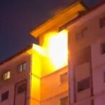 İskenderun'daki Apartman Yangınında 13 Kişi Dumandan Etkilendi