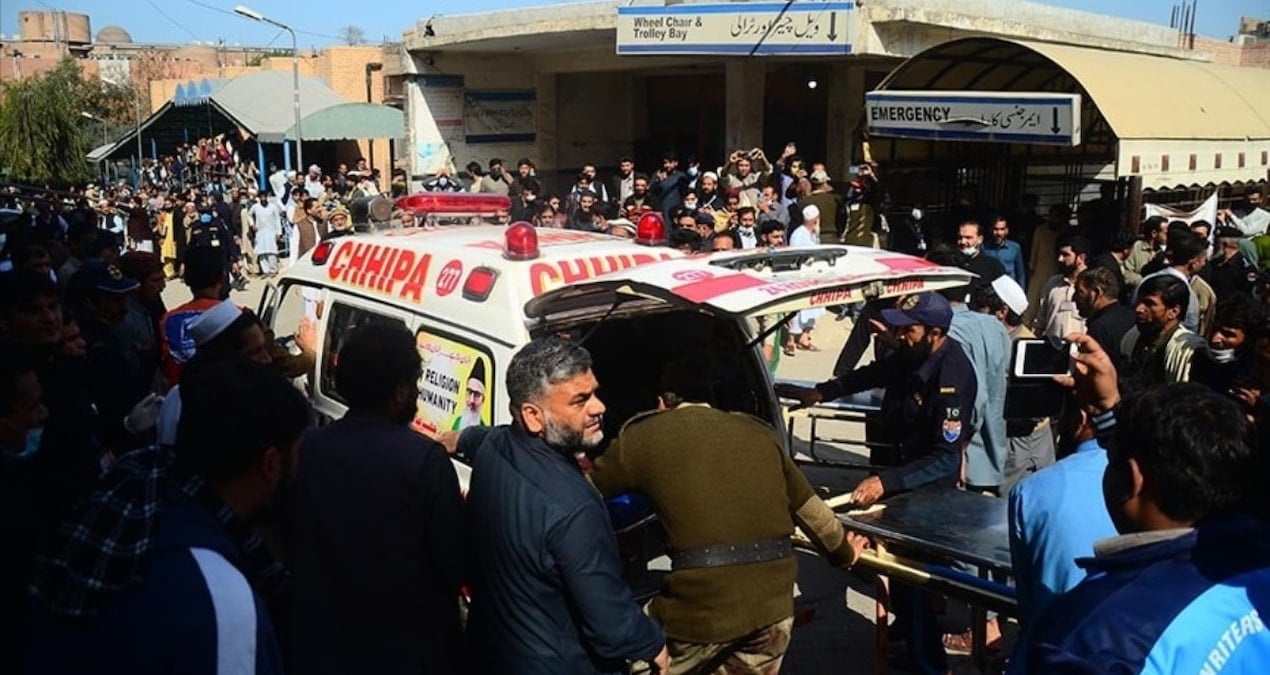 İslamabad'daki Cami Patlamasında En Az 31 Kişi Hayatını Kaybetti