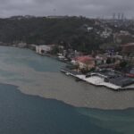 İstanbul Boğazı'na Yağmurla Çamurlu Su Aktı