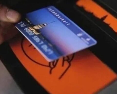 İstanbul'da toplu taşıma ücretlerine yüzde 20 zam yapıldı