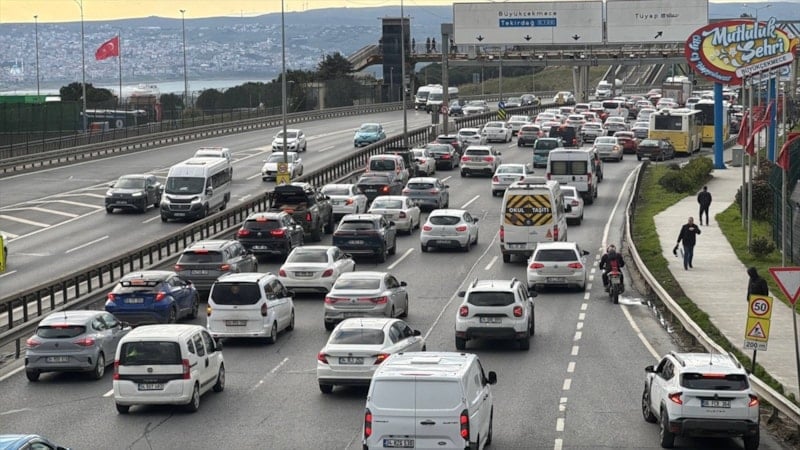 İstanbul'da Trafik Yoğunluğu Ramazan'da Yüzde 85'e Ulaştı