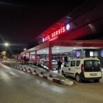 İzmir'de Bekçilere Silahlı Saldırı: Bir Bekçi Yaralandı