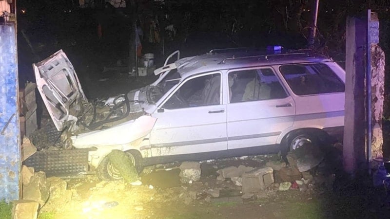 İzmir'de Otomobilin Duvara Çarpması Sonucu Bir Kişi Hayatını Kaybetti