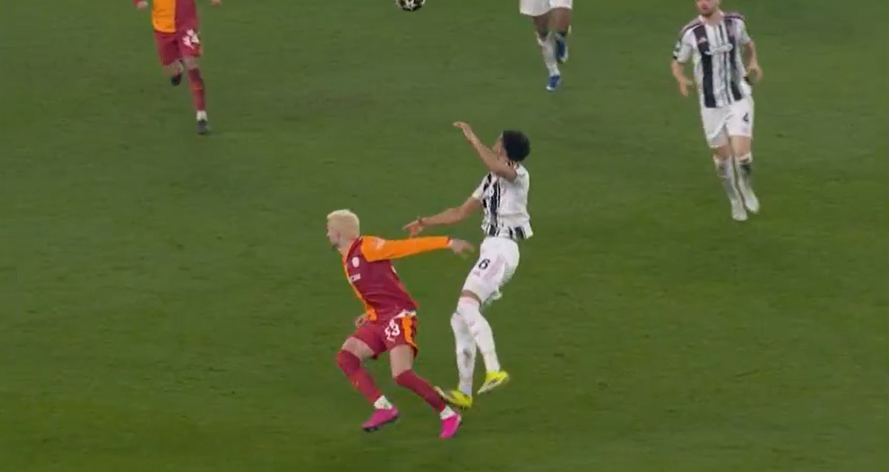 Juventus - Galatasaray Maçında Kırmızı Kart Kararı VAR İle Değişti