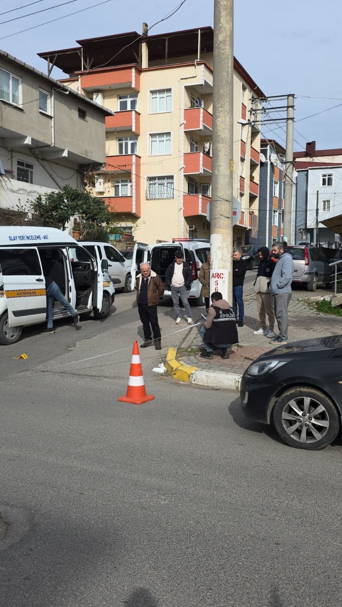 Kocaeli'de Diş Polikliniğine Silahlı Saldırı: Saldırgan Gözaltına Alındı