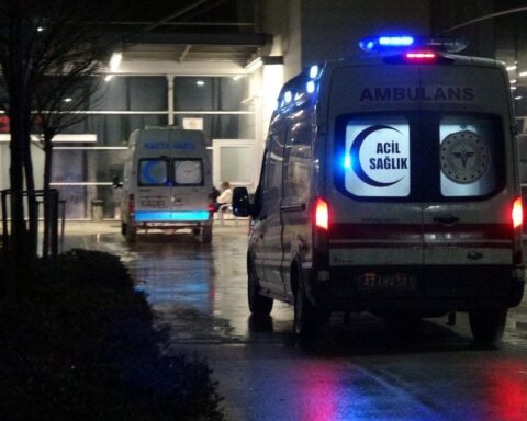 Konya'da Apartman İlaçlaması Sonrası 11 Kişi Zehirlenme Şüphesiyle Hastaneye Kaldırıldı