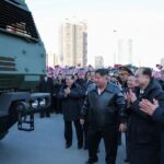 Kuzey Kore, Yeni Nükleer Roketatar Sistemini Dünyaya Tanıttı