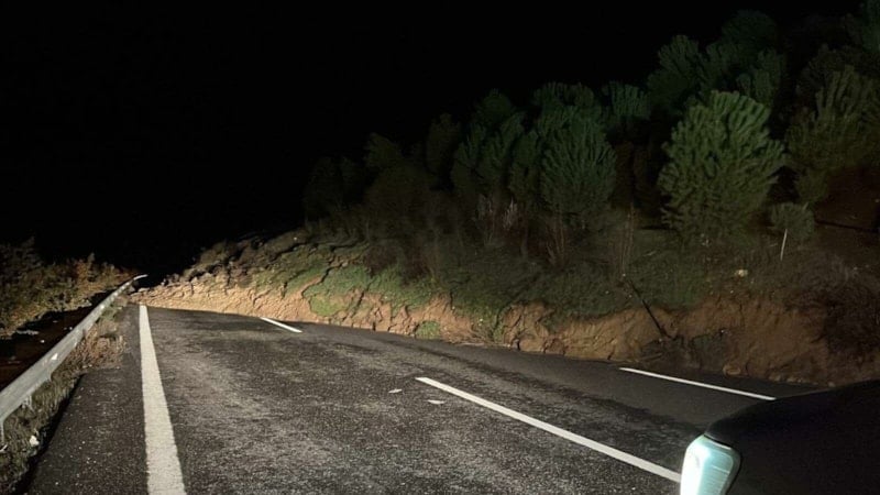 Manisa'da Heyelan Nedeniyle İstanbul-İzmir Otoyolu Trafiğe Kapandı