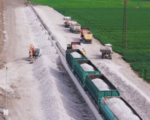 Mersin-Adana-Gaziantep-Osmaniye Hızlı Tren Projesi'nde Gecikme ve Maliyet Artışı Endişe Veriyor