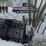 Muş'ta İşçileri Taşıyan Minibüs Kaygan Zeminde Devrildi, 6 Yaralı