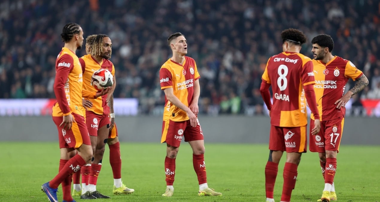Nihat Kahveci, Galatasaray'ın Maçındaki Performansı Sert Bir Dille Eleştirdi