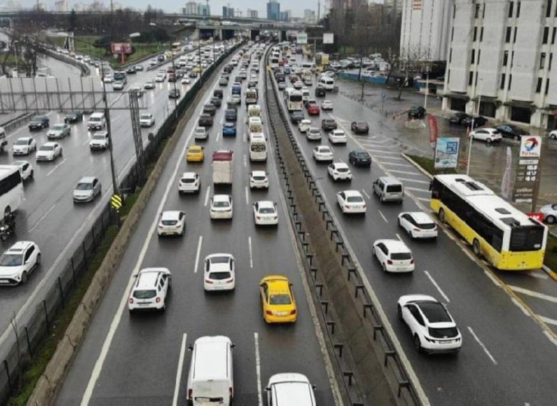 Ocakta trafiğe kaydı yapılan araç sayısı yüzde 12,73 azaldı