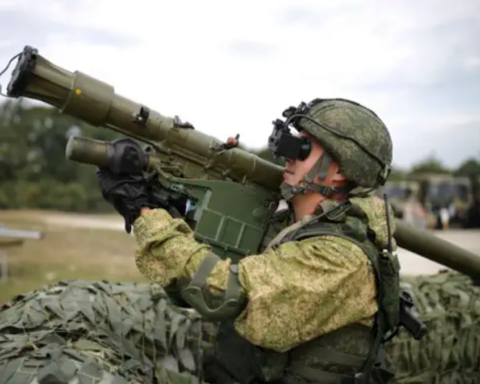 Rusya, İran'a gelişmiş hava savunma sistemleri gönderiyor