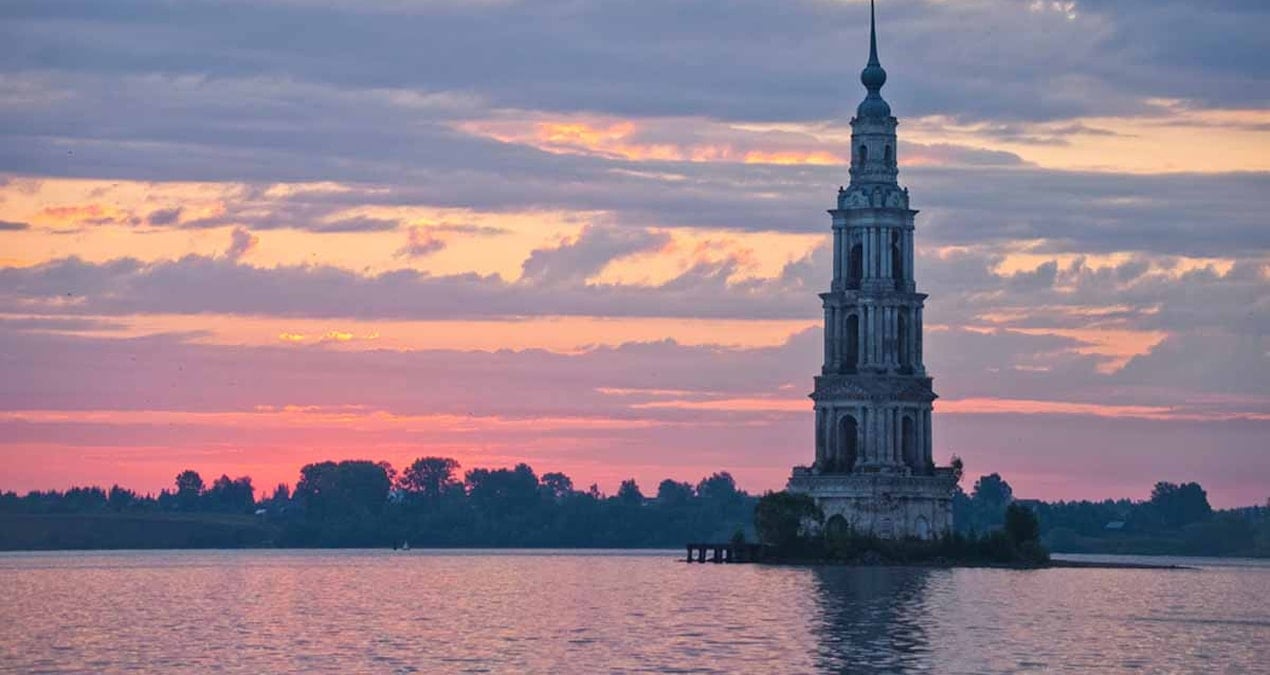Rybinsk Baraj Gölü: Stalin Döneminde Haritadan Silinen Köylerin Hikayesi