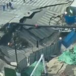 Şanghay'da Metro İnşaatında Su Sızıntısı Nedeniyle Yol Çöktü
