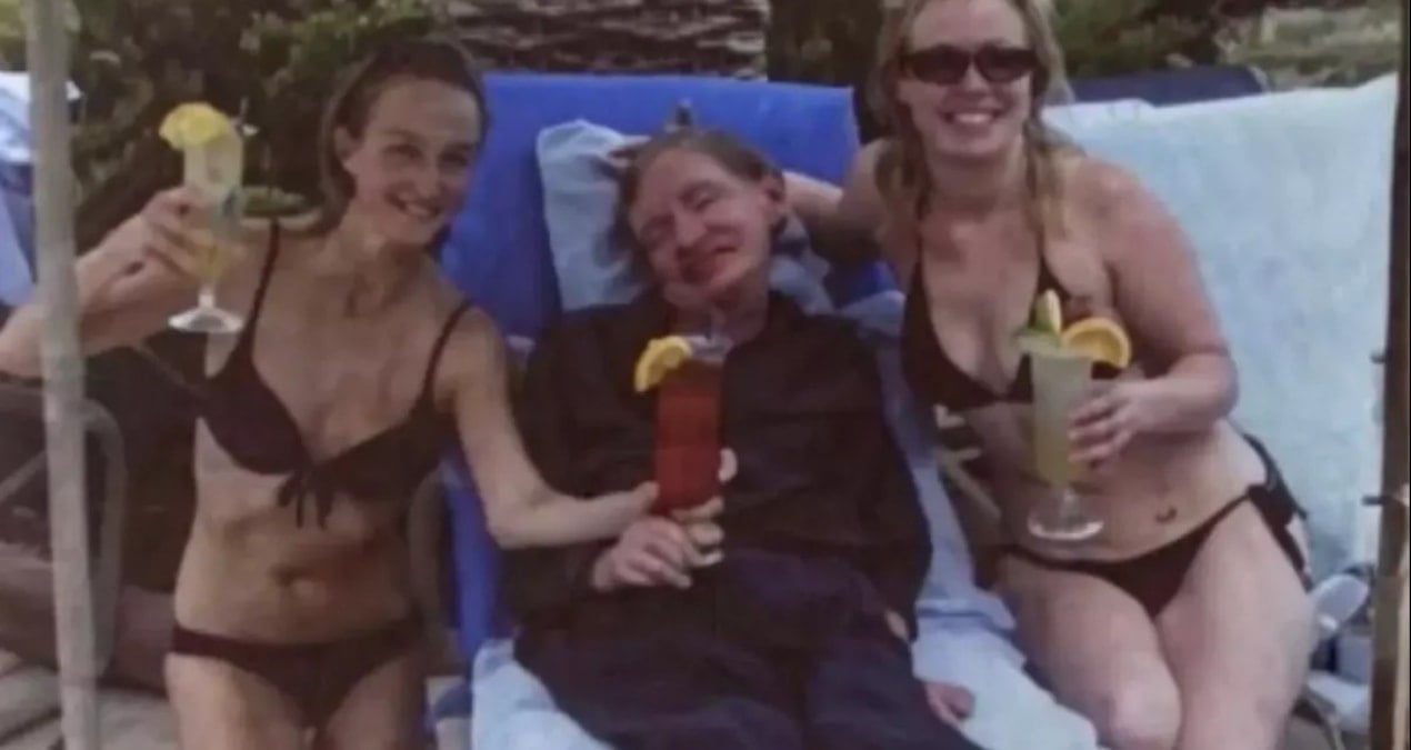 Stephen Hawking'in Epstein dosyalarında yer alan fotoğrafı yanlış yorumlandı
