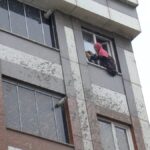 Sultangazi'de Beton Pompasının Borusu Patladı, İki Apartman ve Üç Araç Zarar Gördü