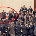 TBMM’de CHP’li Milletvekillerinin Kavgası, Uluslararası Medyada Geniş Yer Buldu