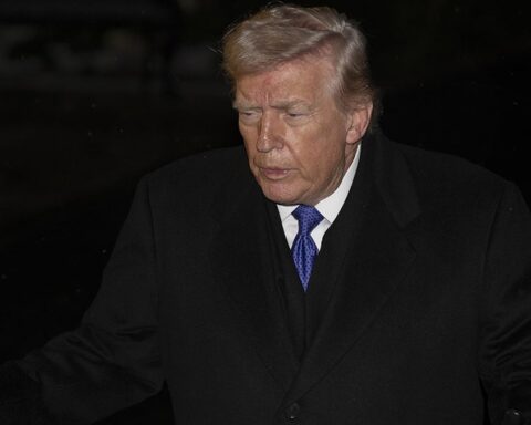 Trump, İran ile Görüşmeleri Değerlendirerek Anlaşma Olmazsa Sert Sonuçlar Doğabileceğini Açıkladı