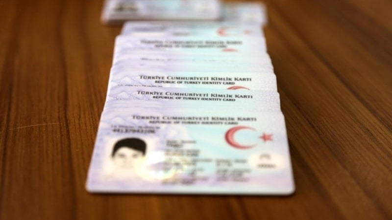 Türkiye'de En Çok Değiştirilen Soyadları Belirlendi: Argo Anlamlar Tarih Oluyor