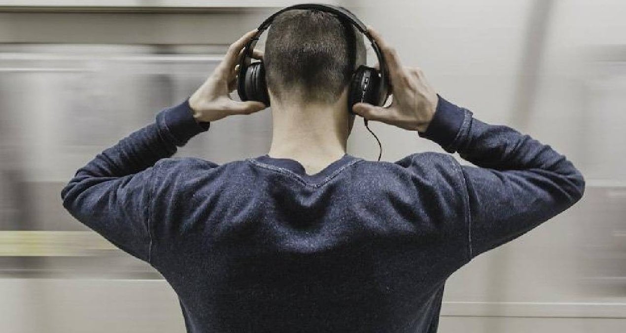 YouTube Music'te Ücretsiz Kullanıcılara Şarkı Sözü Erişimi Sınırlı Hale Geldi