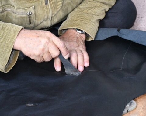 Yozgat’ta Kırgız Deri İşlemeciliği Tehlike Altında: Ustalar Gelecek İçin Endişeli