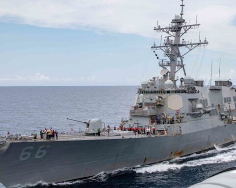 ABD Donanması, Rusya Tehdidine Karşı Yeni Füze Muhribi Görevlendirdi