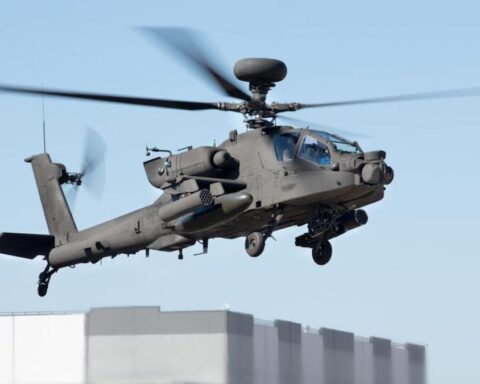 ABD Ordusu, Apache Helikopterlerini İnsansız Hava Araçlarıyla Entegre Ediyor