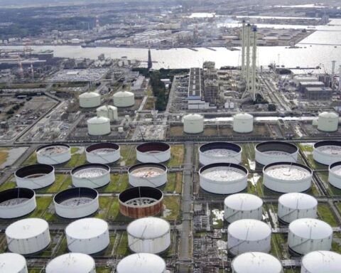 Almanya, Enerji Piyasalarındaki Dalgalanmalara Karşı Petrol Rezervlerini Piyasaya Sürebilir