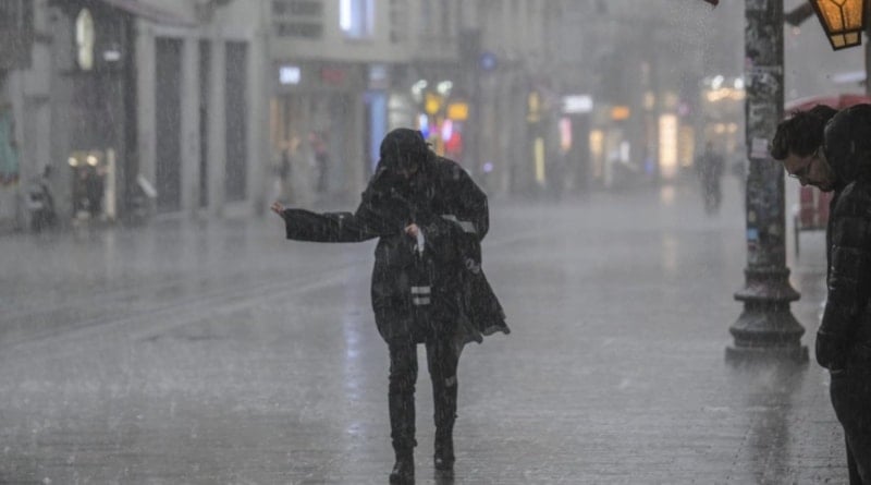 Bayram Süresince Türkiye Genelinde Yağışlı Ve Soğuk Hava Etkili Olacak