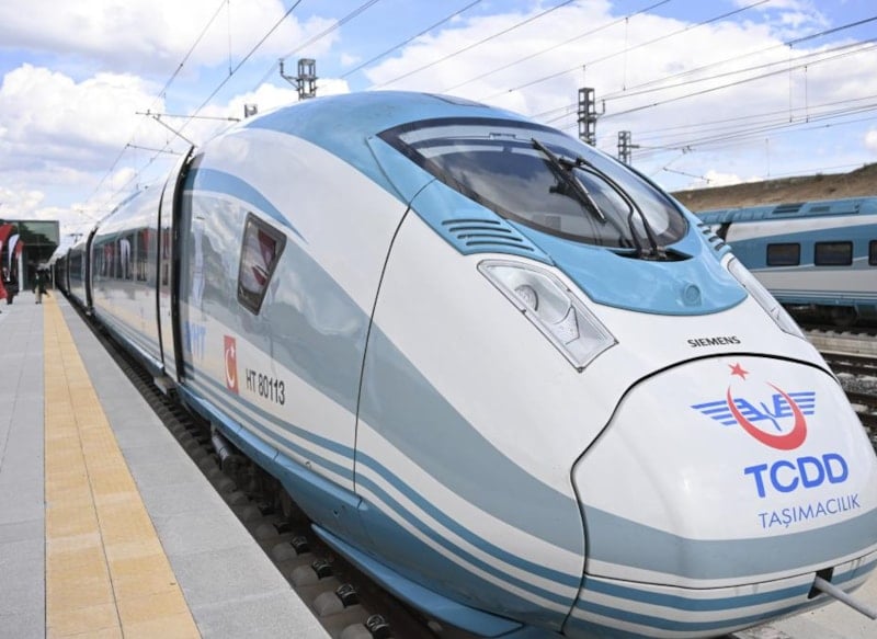 Bayramda Yüksek Hızlı Tren Seferlerine Ek Kapasite Sağlanacak