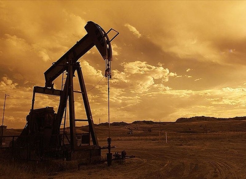 Brent petrol fiyatı 99,52 dolara yükseldi