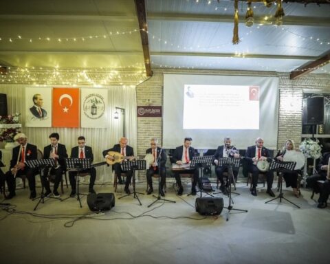 Bursa'da Gezek Geleneği, İftar Programıyla Sürdürüldü