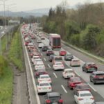 Düzce'de Bayramdaki Trafik Yoğunluğunu Azaltmak İçin Ağır Araçlara Kısıtlama Getirildi