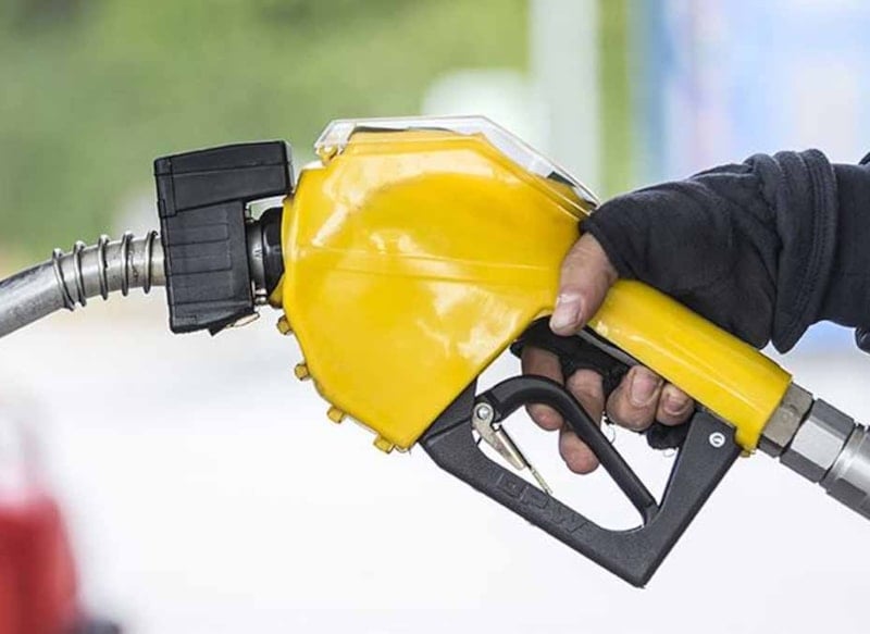 Enerji fiyatları rekor seviyelere yükselirken, Avrupa'da benzin satışları durma noktasına geldi