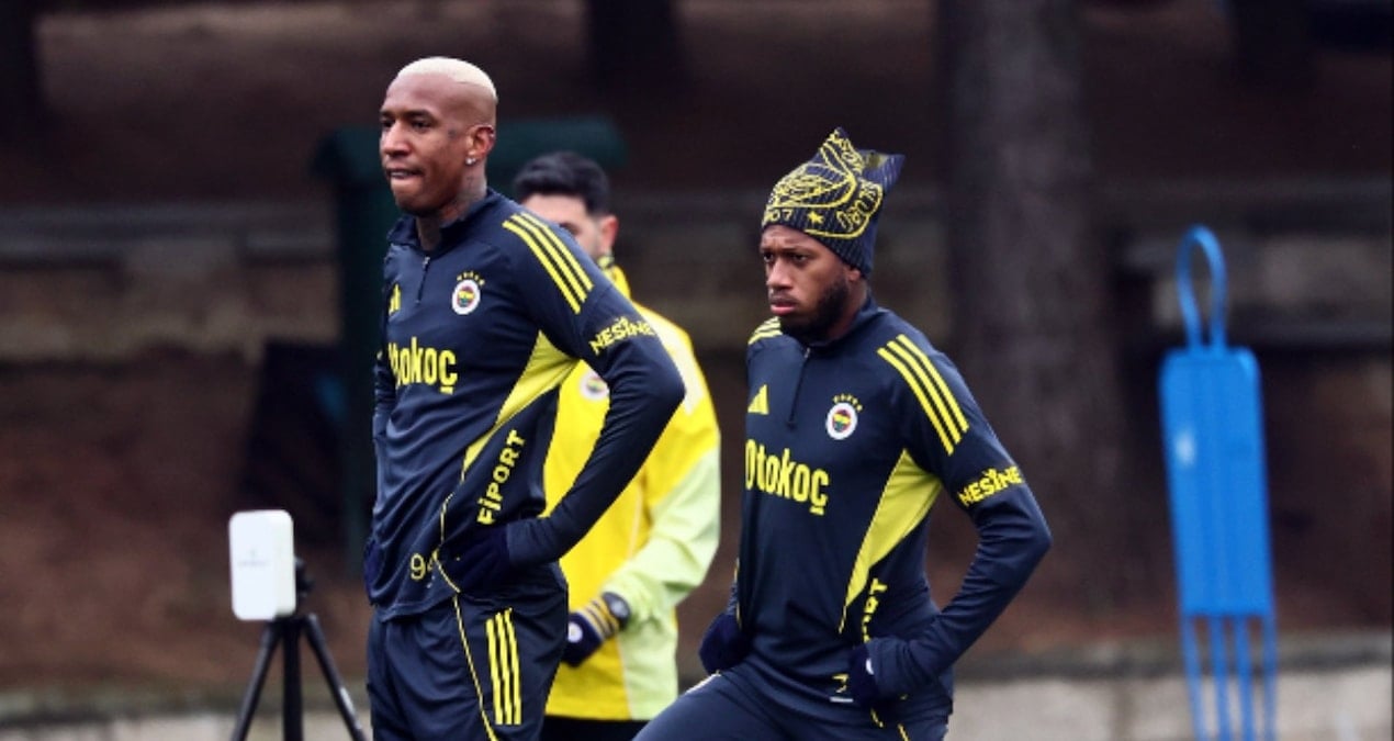 Fenerbahçe hazırlıklarına başlarken iki futbolcudan sevindirici haber geldi