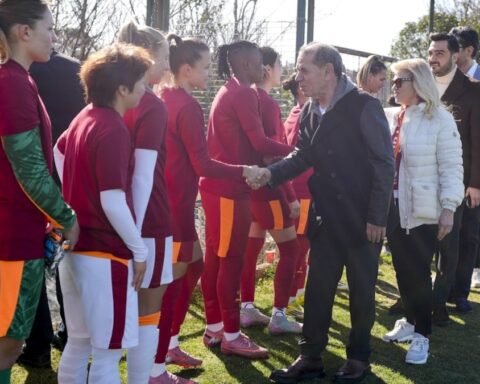 Galatasaray, Kadınlar Günü'nü özel etkinlikle kutladı