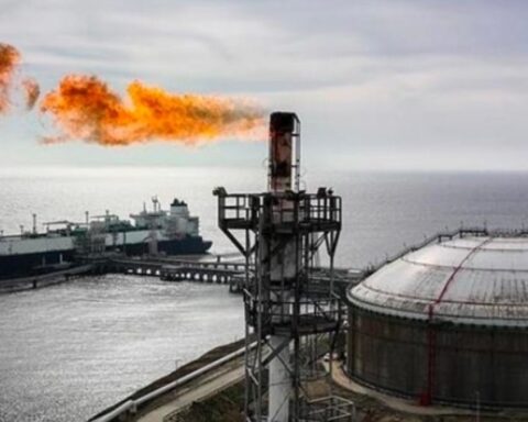 Gazprom, Avrupa'nın Gaz Depolarında Kritik Düşüşu Açıkladı