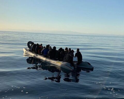 Girit Adası Açıklarında 22 Göçmen Açlık ve Susuzluktan Hayatını Kaybetti