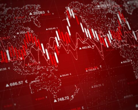 Hürmüz Boğazı'nın Kapandığı Gelişmeler Küresel Piyasalarda Gerginlik Yaratıyor