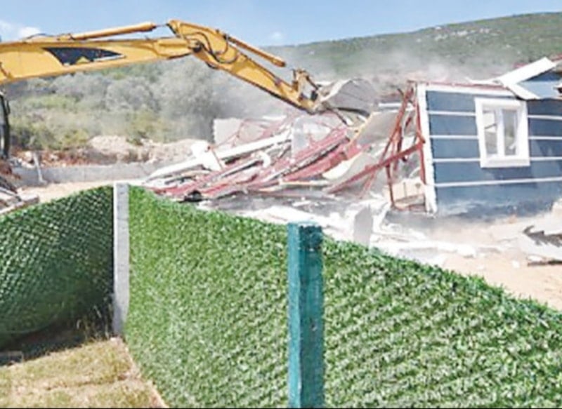 İktidar, Hobi Bahçelerini Yıkacak Yasa Tasarısını Meclisten Geçirdi