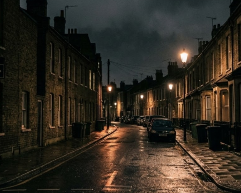 İngiltere’de Doğal Gaz Stokları Alarm Veriyor, Fiyatlar Avrupa’yı Geçti