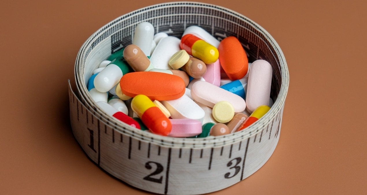 İngiltere'de İlaç Kıtlığı: Eczacılar Hastalar İçin Üçüncü Taraf Görevi Üstleniyor