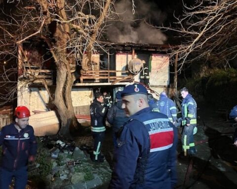 Kocaeli'deki Yangında Yalnız Yaşayan 71 Yaşındaki Adam Hayatını Kaybetti