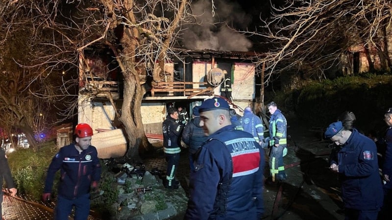 Kocaeli'deki Yangında Yalnız Yaşayan 71 Yaşındaki Adam Hayatını Kaybetti