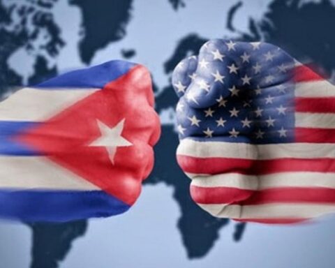 Küba: Olumsuz Senaryolar İçin Askeri Hazırlıklarımız Devam Ediyor