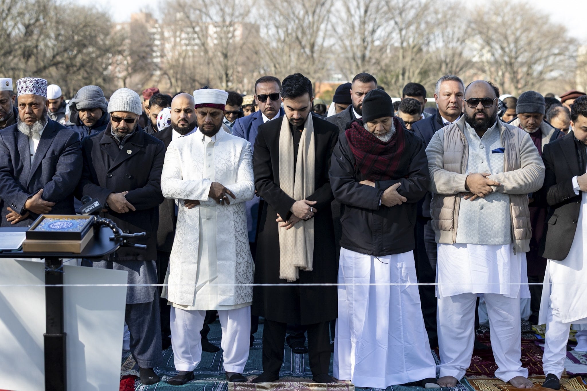 Mamdani, Brooklyn'de Ramazan Bayramı Namazı'na Katıldı